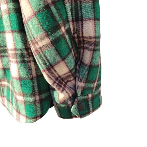 MEN'S Bass Outdoors Insulated Plaid Jacket. Size Small. New With Tags $89. - Picture 5 of 10